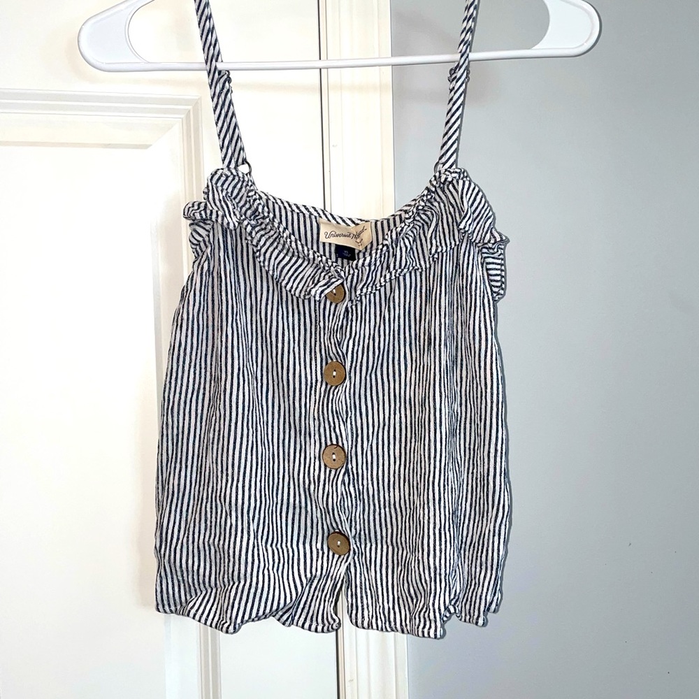 Tank top, adjustable strap